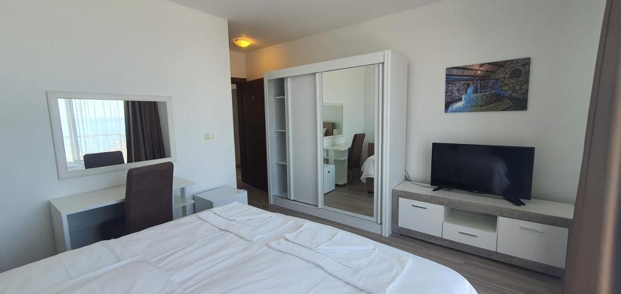 Hotel Svarog Bečići Exteriör bild