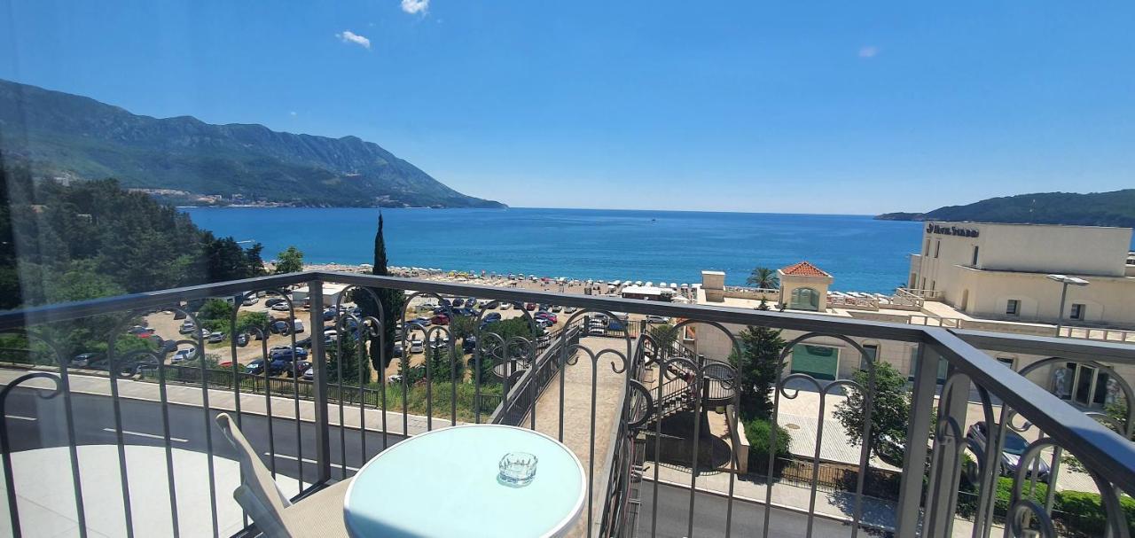 Hotel Svarog Bečići Exteriör bild